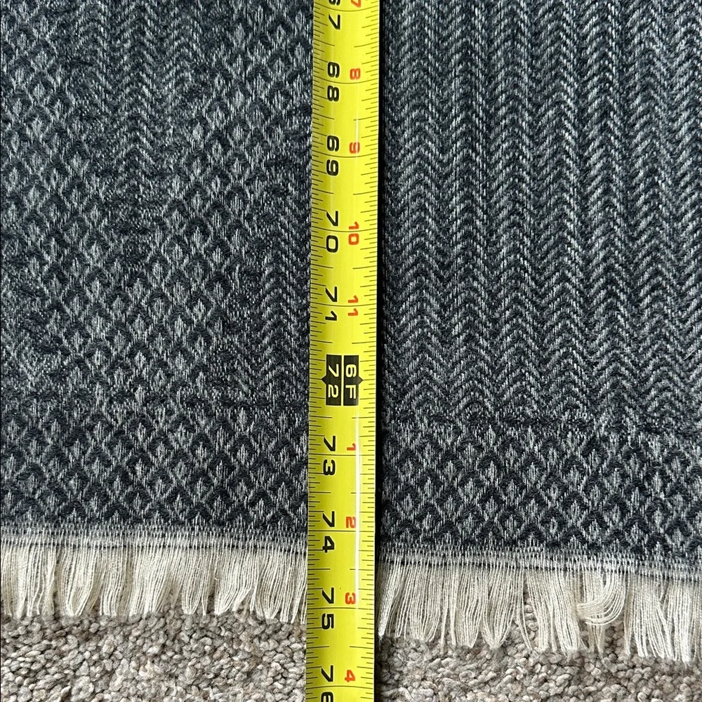 NWOT Gray and‎ Brown Scarf